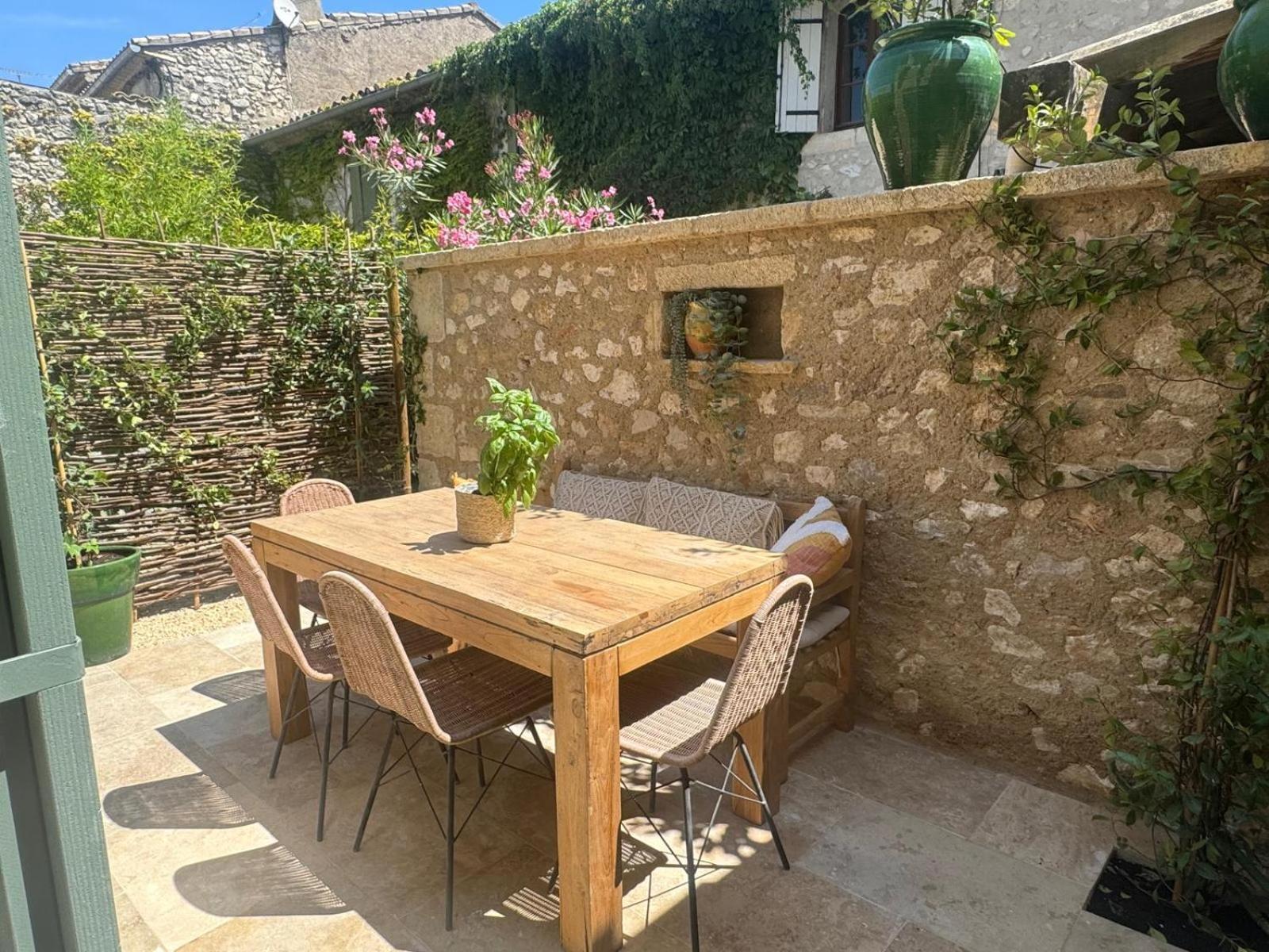 Mas Notre Dame Bed and Breakfast Eygalières Εξωτερικό φωτογραφία